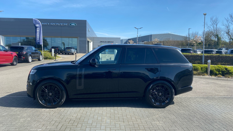 Land Rover Range Rover 4.4 P530 V8 First Edition 4dr Auto Petrol Estate